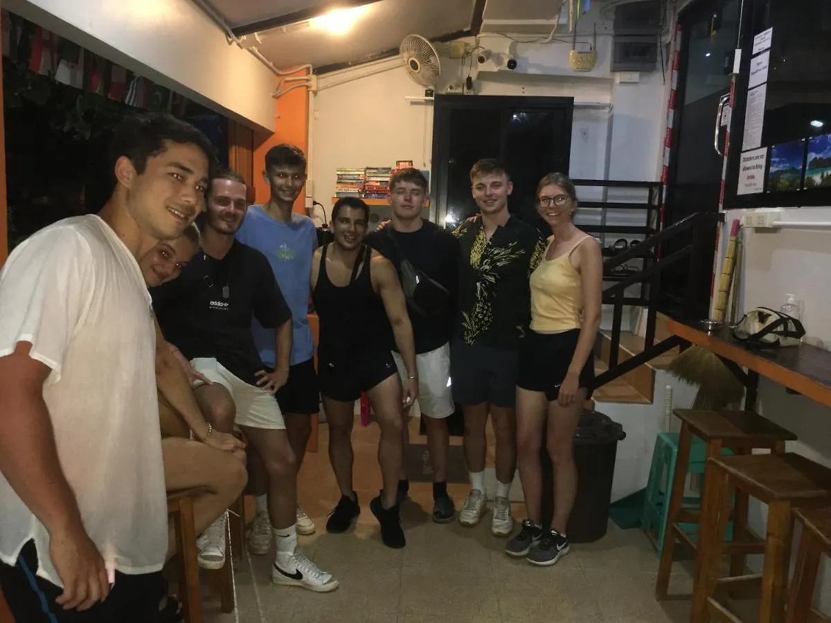 Voyagers Hostel Phi Phi Don