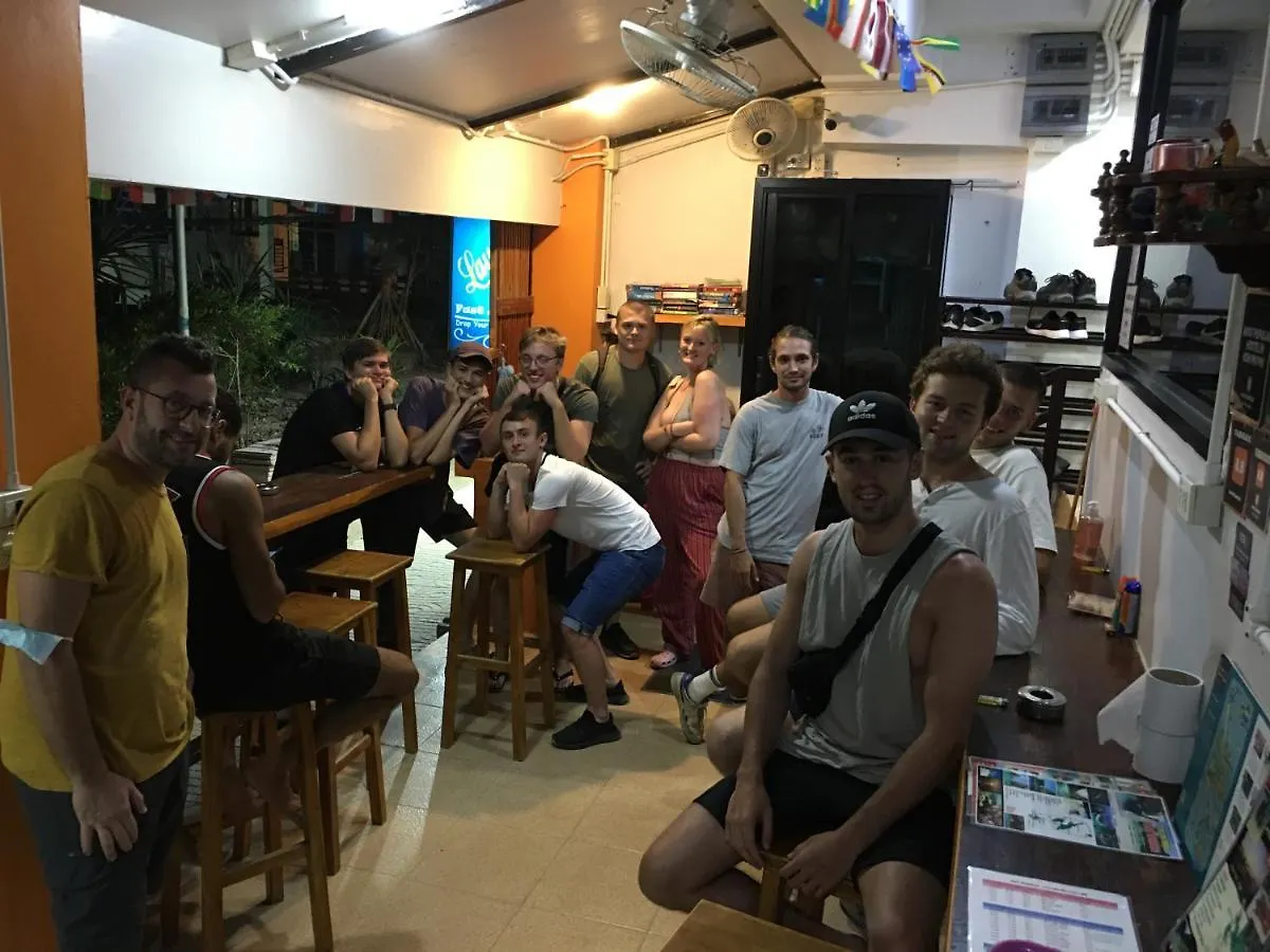 Voyagers Hostel Phi Phi Don