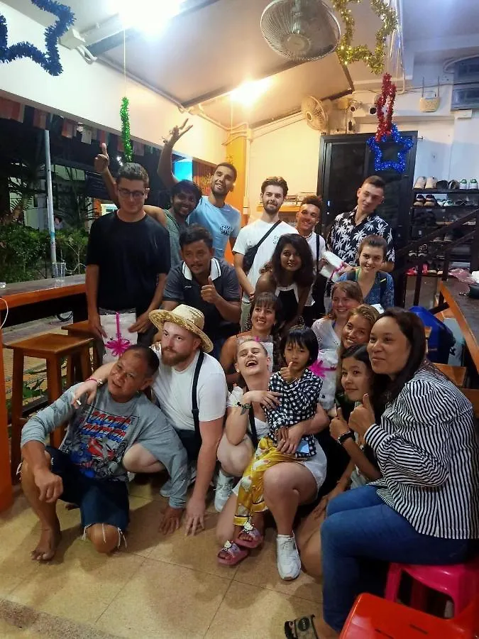 Voyagers Hostel Phi Phi Don